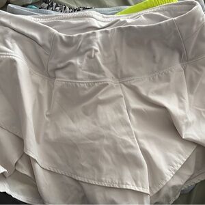 CALIA by Carrie Underwood Cream Athletic Shorts